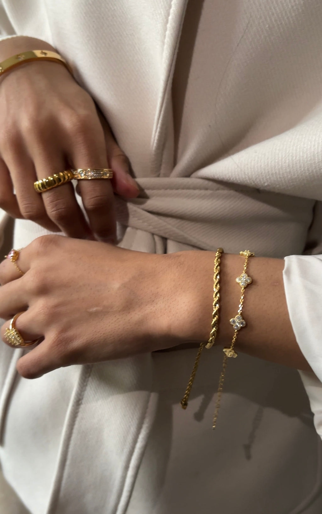 White Zulfaan Bracelet