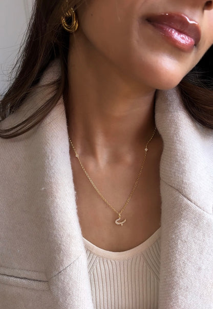 Azra: Arabic initial necklace - عذراء