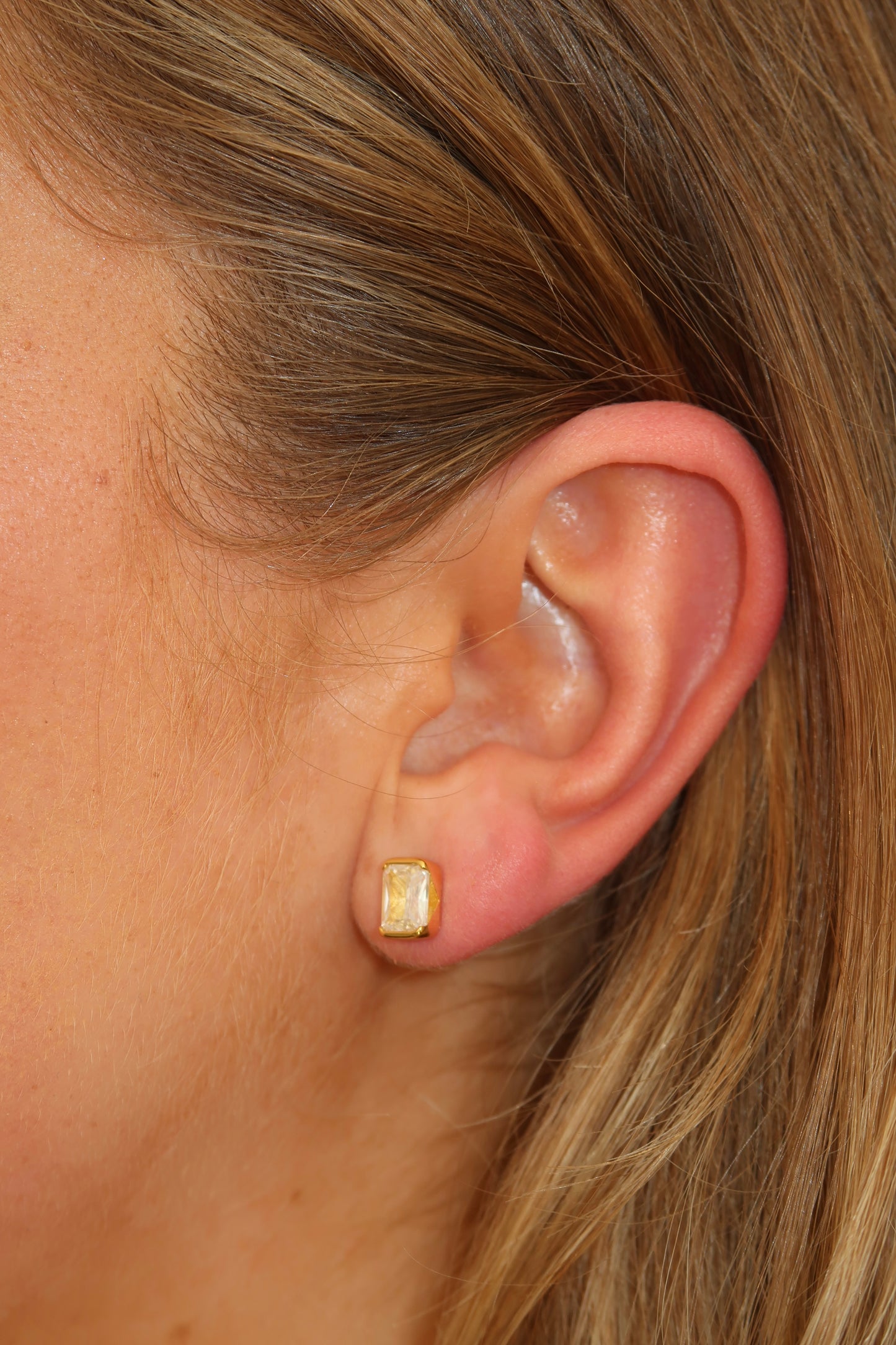 Emmie studs