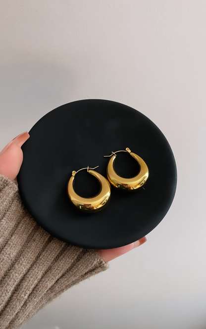 Jasmine Hoops